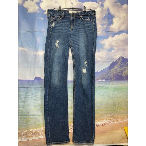 Hollister Women's Dark Blue Ripped Distressed Straight Jeans Size 7R - Picture 1 of 12